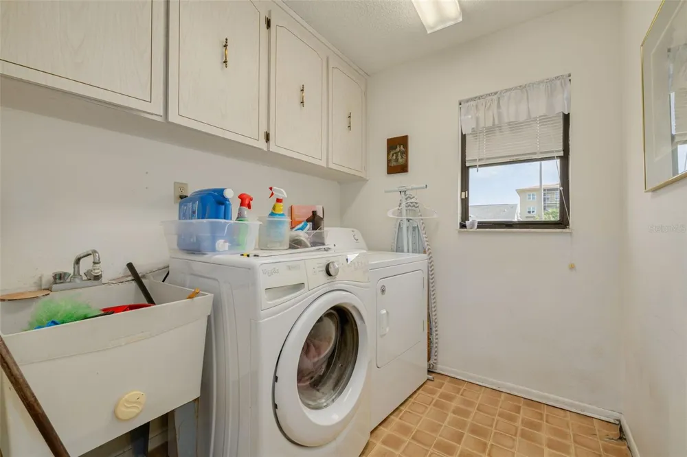 1338 GREENLEA DRIVE Holiday, FL 34691