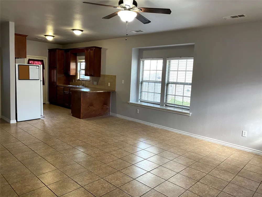 906 Parkplace Ridge Princeton, TX 75407