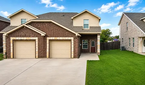 906 Parkplace Ridge