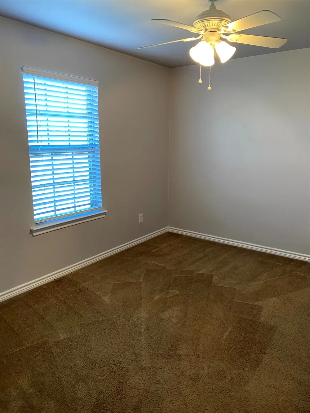 906 Parkplace Ridge Princeton, TX 75407