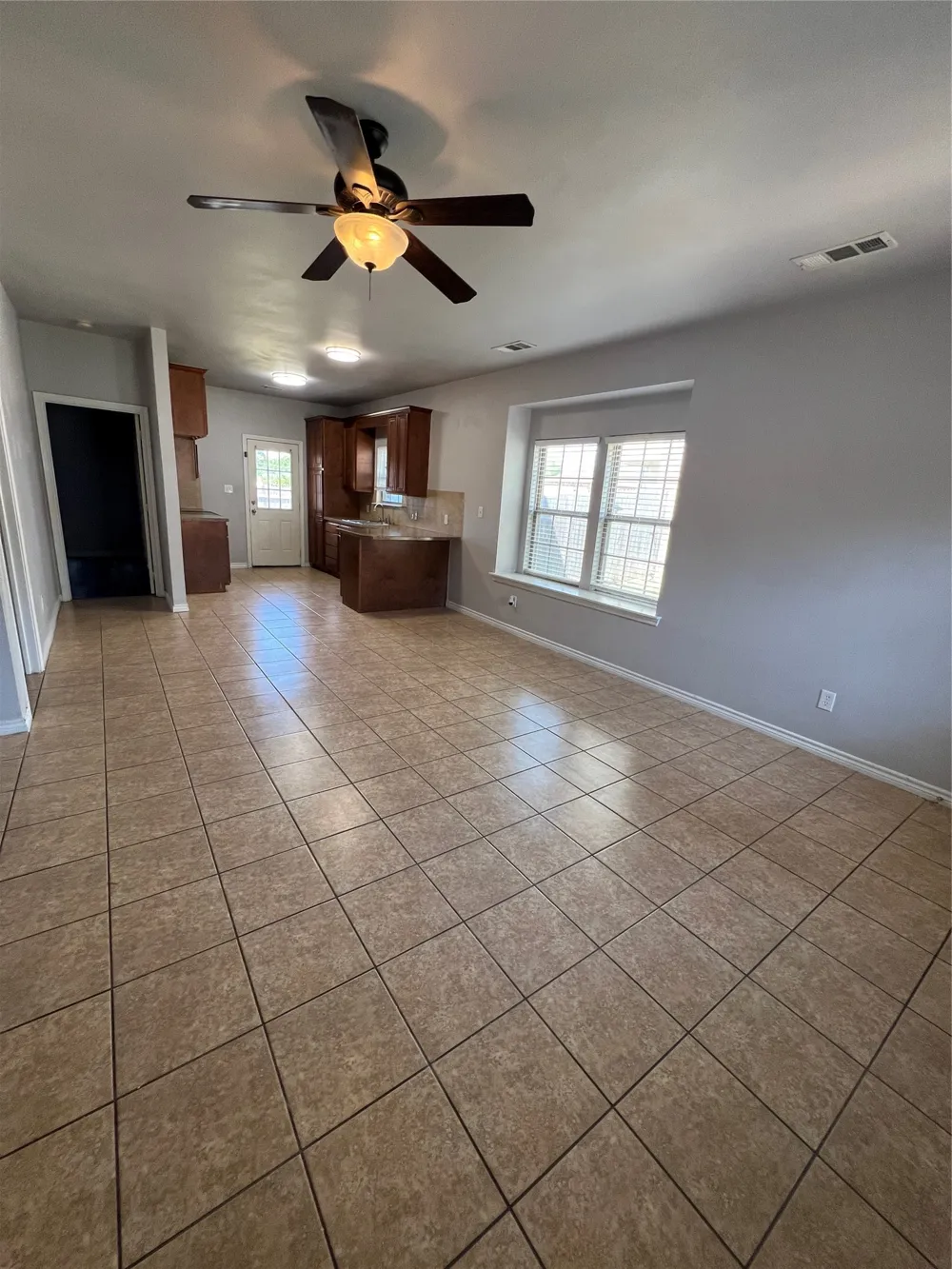 906 Parkplace Ridge Princeton, TX 75407