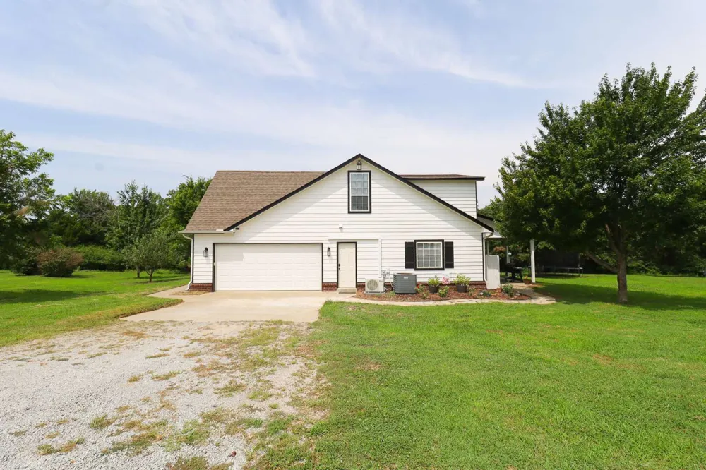 19203 E 460 ROAD Claremore, OK 74017