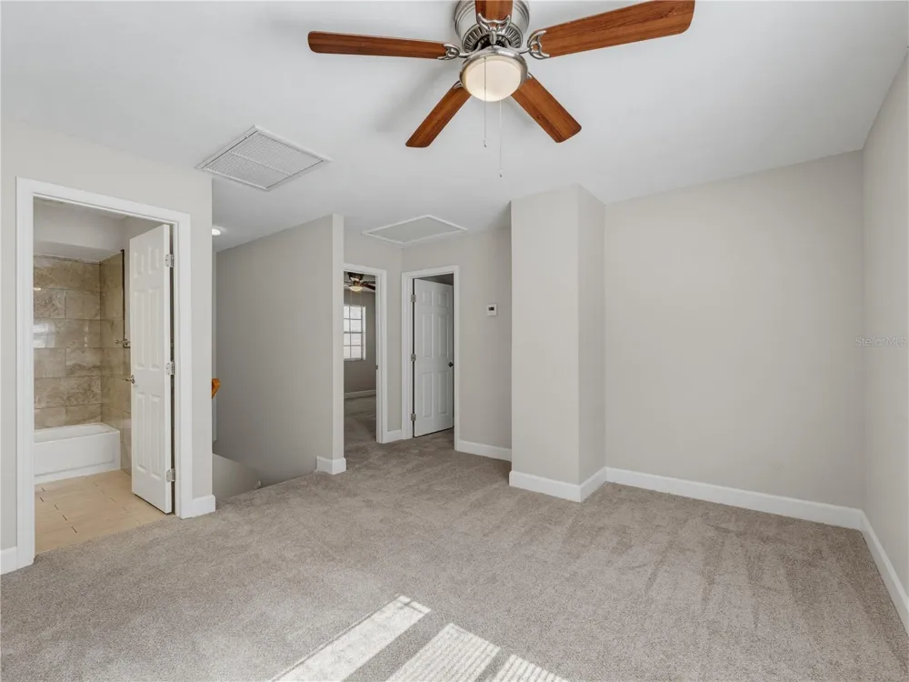 414 STILL MEADOWS CIRCLE E Palm Harbor, FL 34683
