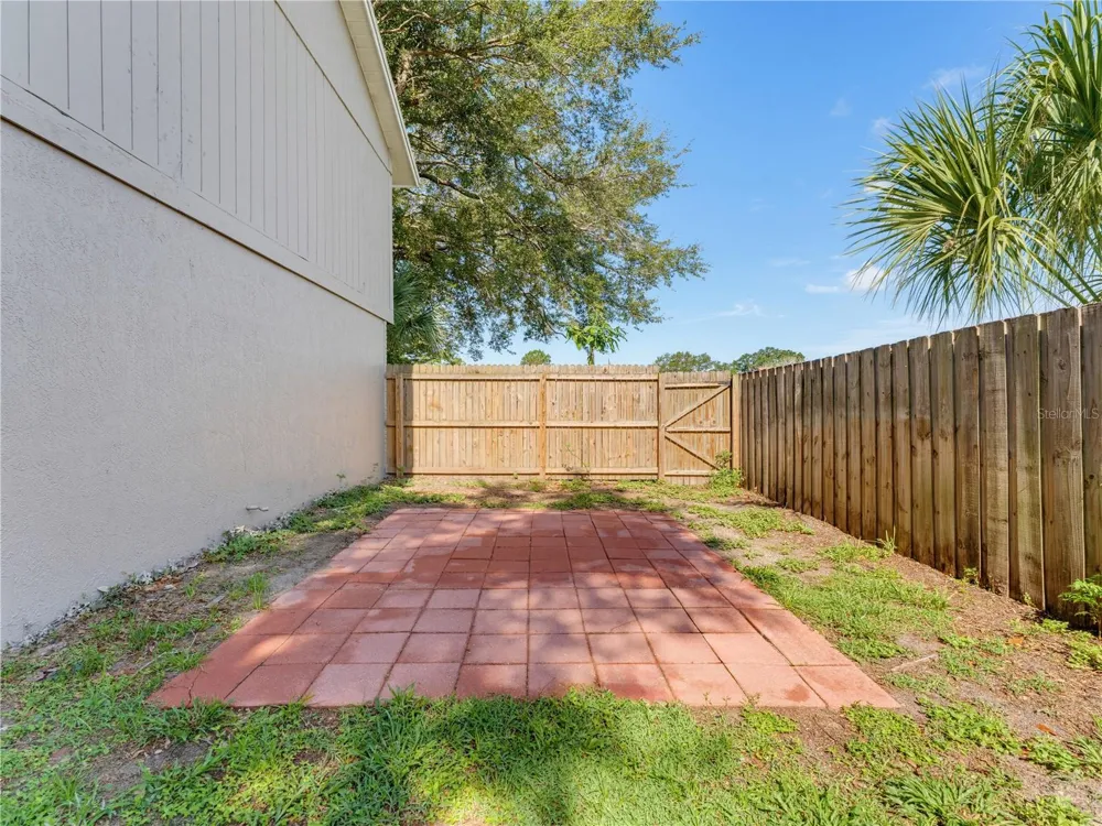 414 STILL MEADOWS CIRCLE E Palm Harbor, FL 34683