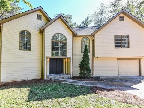 235 Moss Overlook Road