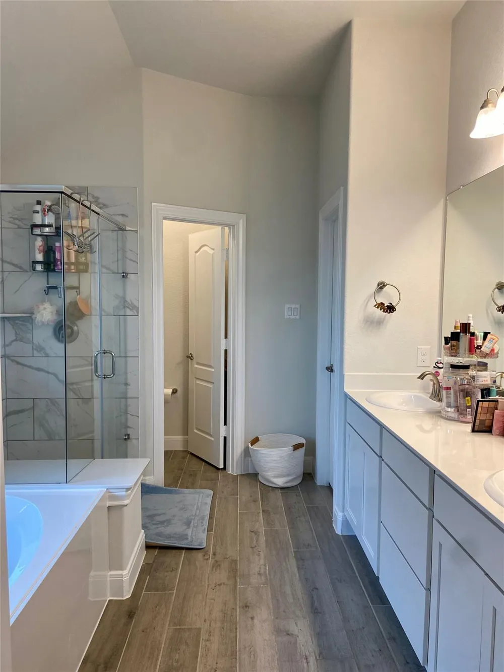 12106 Champions Forest Drive Mont Belvieu, TX 77535