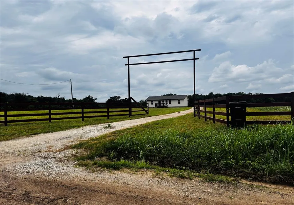 103169 3775 Okemah, OK 74859