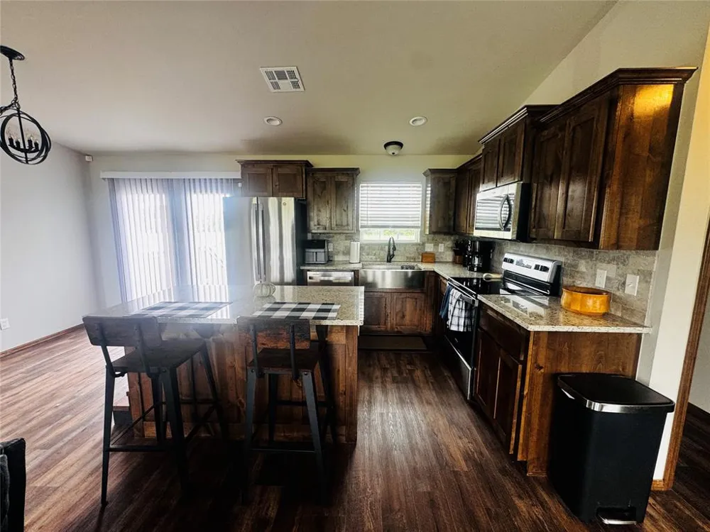 103169 3775 Okemah, OK 74859