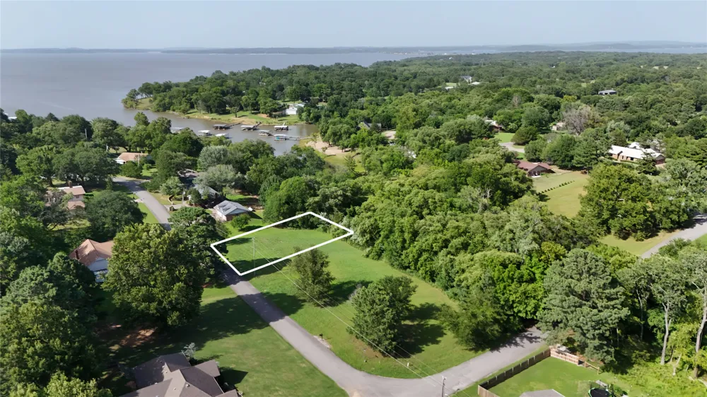 1740 E McGill Eufaula, OK 74432