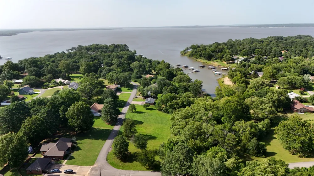 1740 E McGill Eufaula, OK 74432