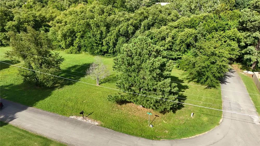 1720 E McGill Eufaula, OK 74432