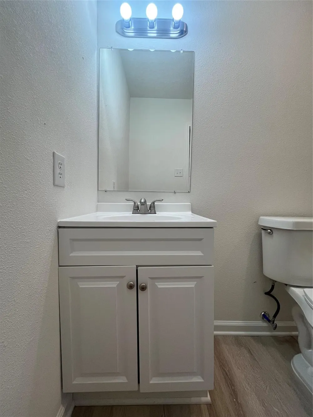 306 S Virginia Street La Porte, TX 77571