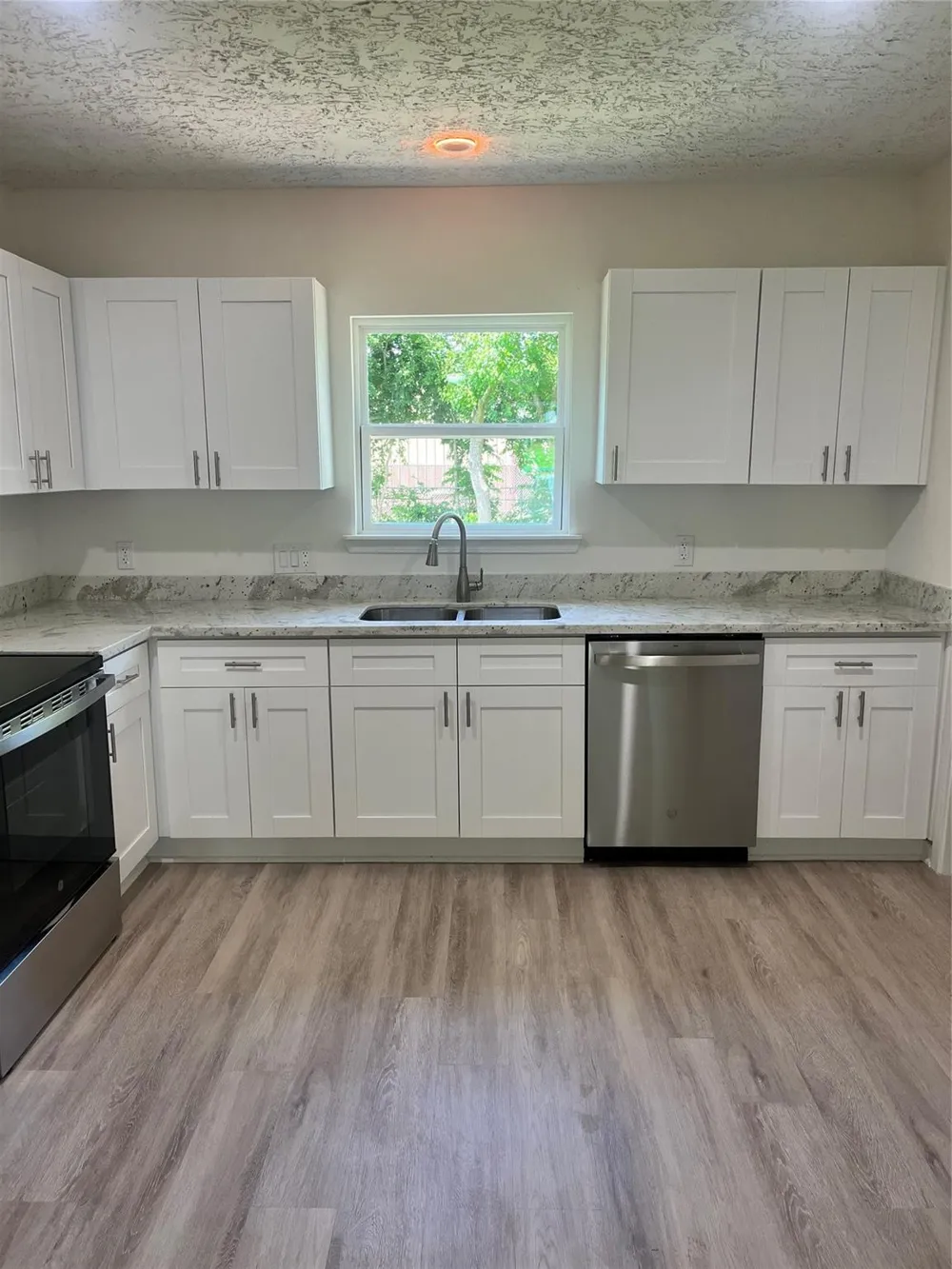 306 S Virginia Street La Porte, TX 77571