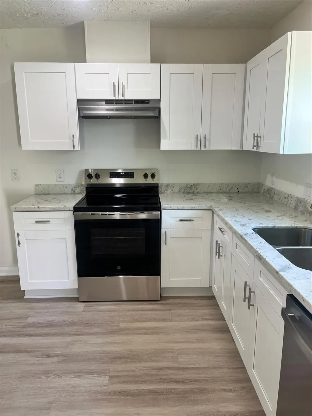 306 S Virginia Street La Porte, TX 77571
