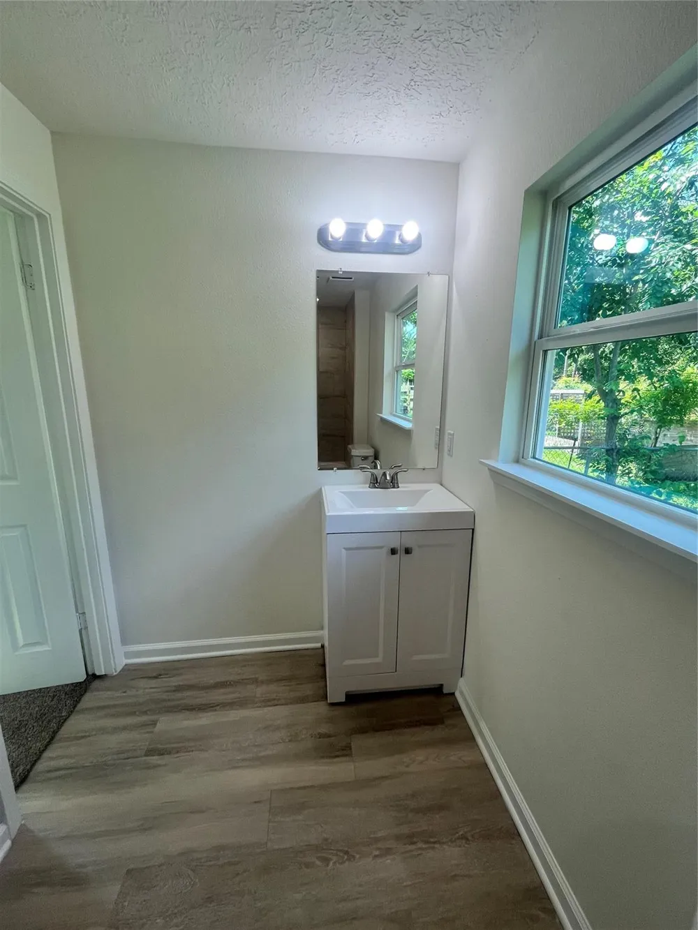 306 S Virginia Street La Porte, TX 77571