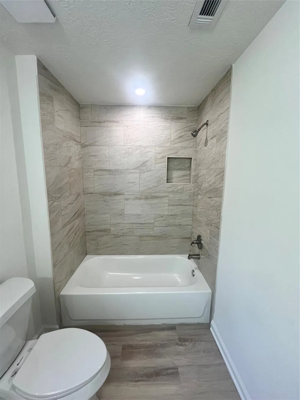 306 S Virginia Street La Porte, TX 77571