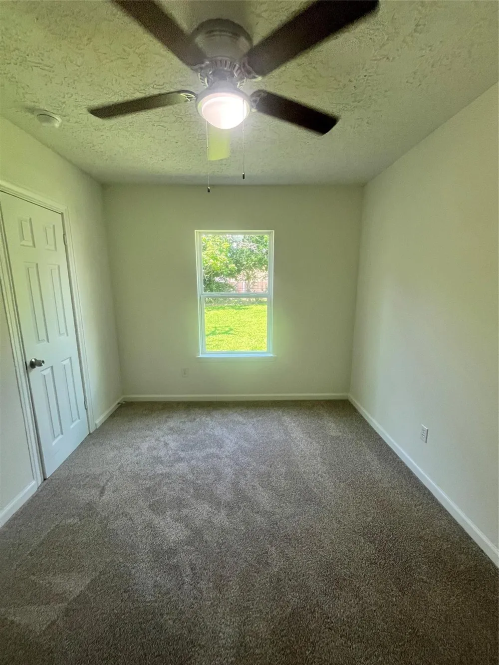 306 S Virginia Street La Porte, TX 77571