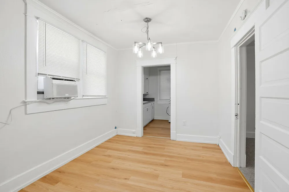 816 E 9th Ada, OK 74820