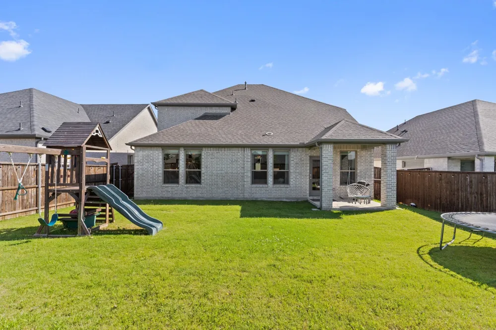 132 Chase Creek Drive Lavon, TX 75166