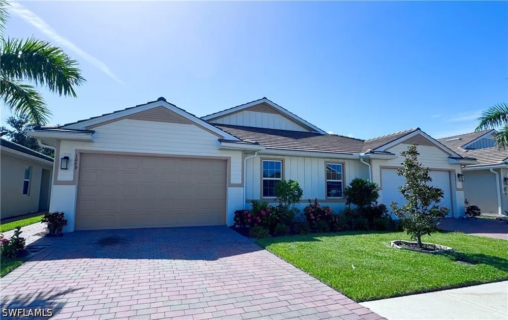 Tranquil Brook Drive Naples, FL 34114