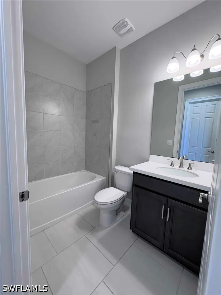 Tranquil Brook Drive Naples, FL 34114