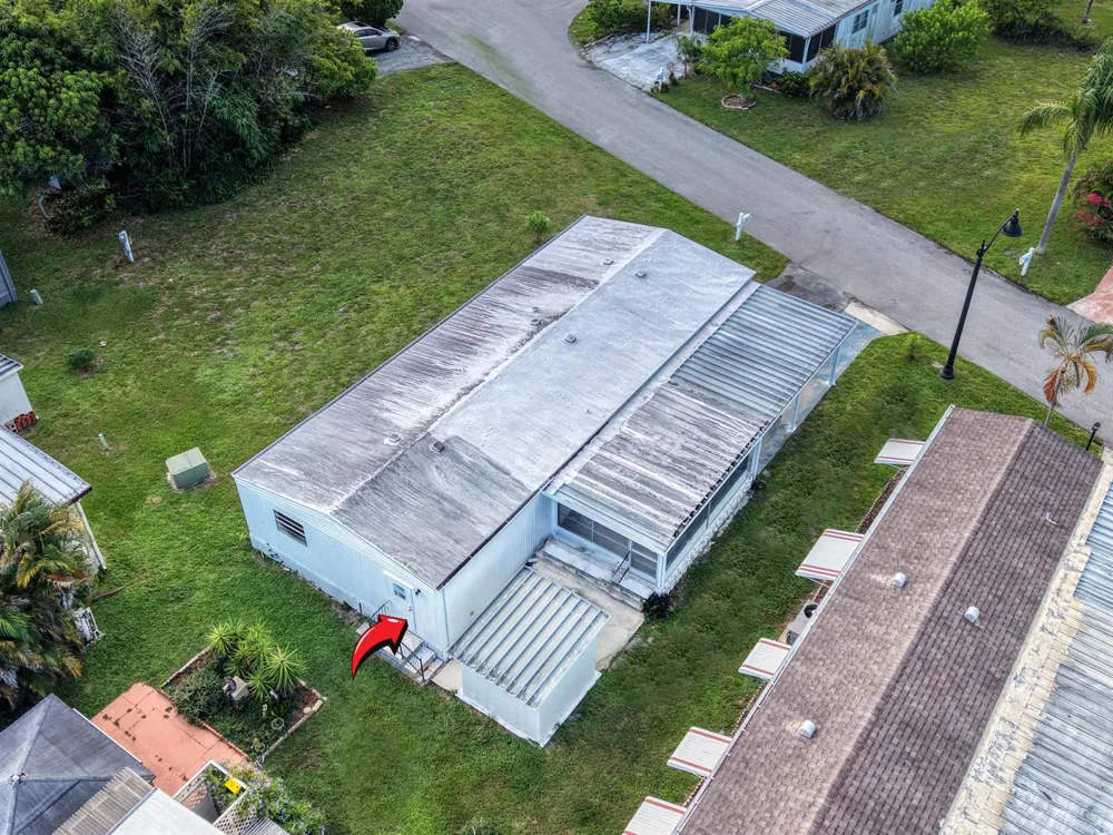7411 43RD TERRACE ##502 Riviera Beach, FL 33404