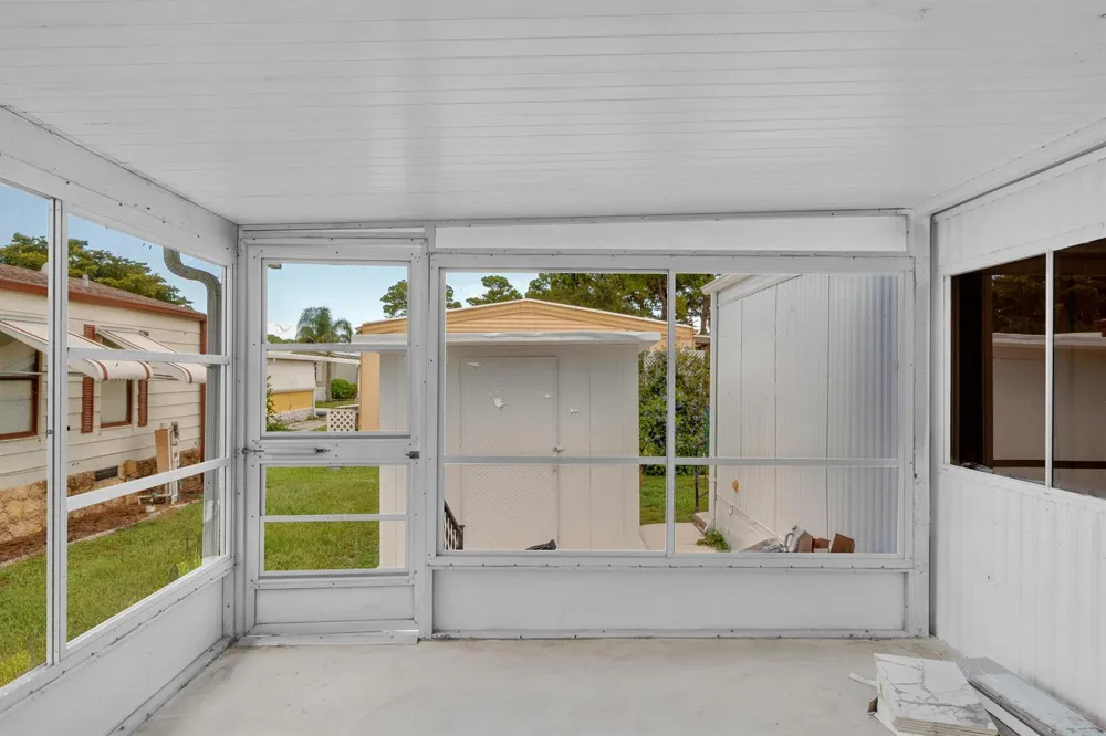 7411 43RD TERRACE ##502 Riviera Beach, FL 33404