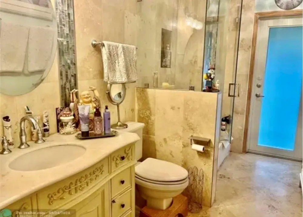 9285 NW 44TH COURT Coral Springs, FL 33065