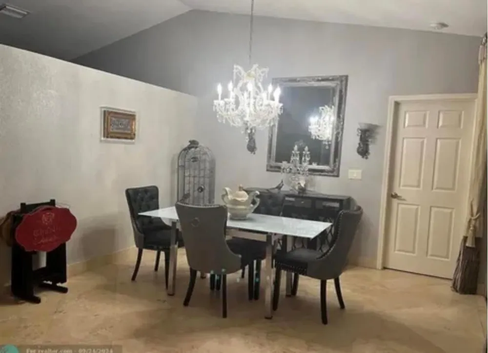 9285 NW 44TH COURT Coral Springs, FL 33065