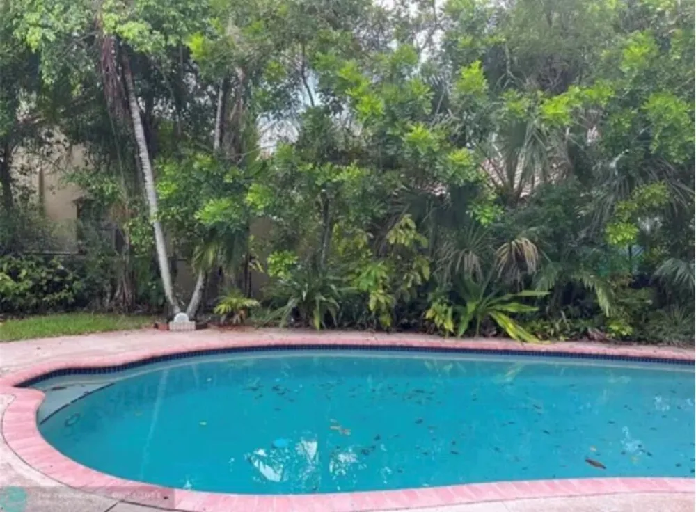 9285 NW 44TH COURT Coral Springs, FL 33065