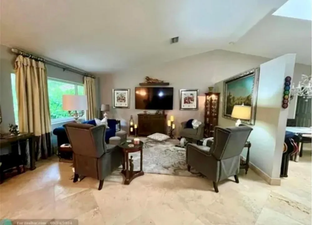 9285 NW 44TH COURT Coral Springs, FL 33065