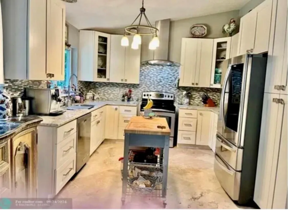 9285 NW 44TH COURT Coral Springs, FL 33065