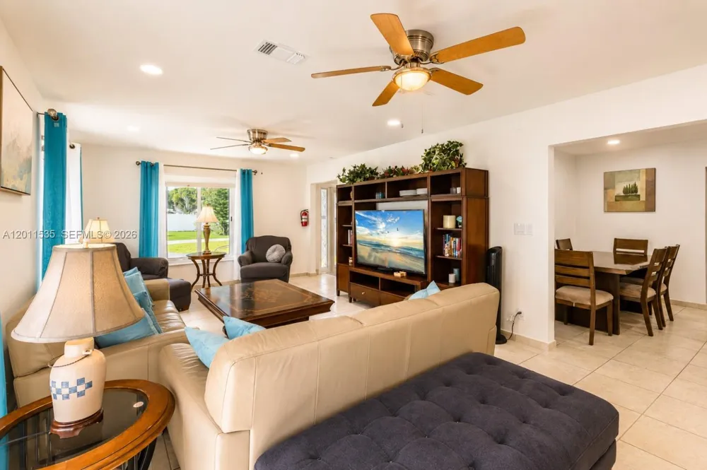 1660 NE 25th Ave Pompano Beach, FL 33062
