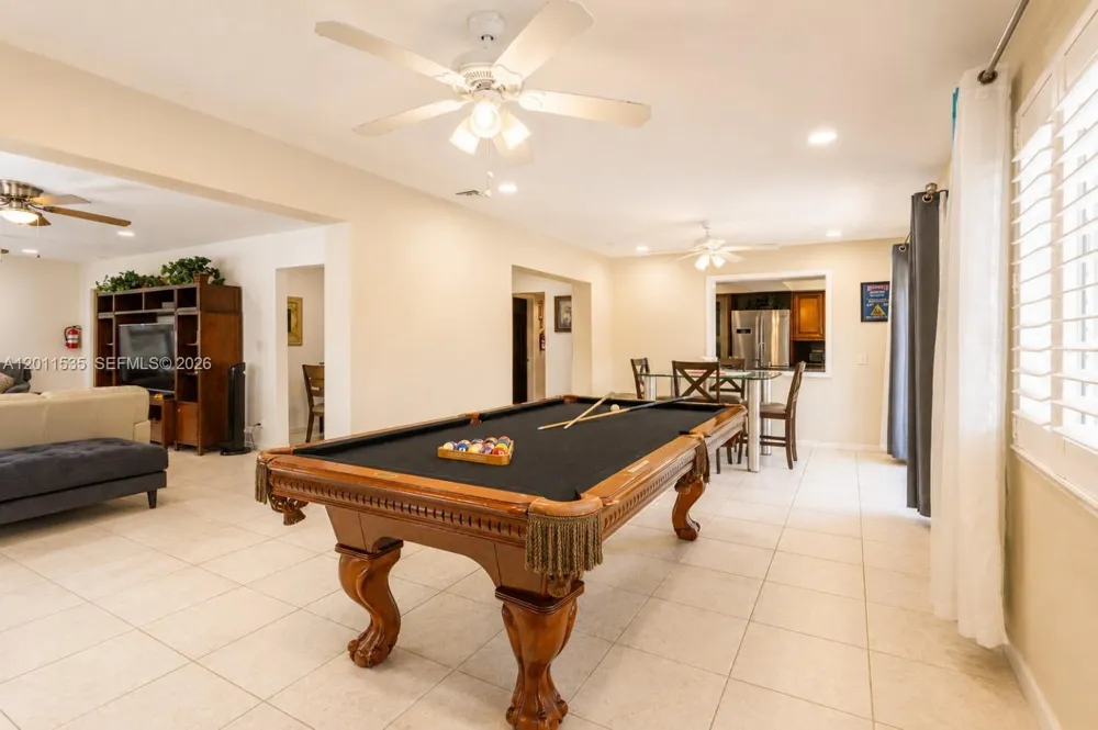 1660 NE 25th Ave Pompano Beach, FL 33062