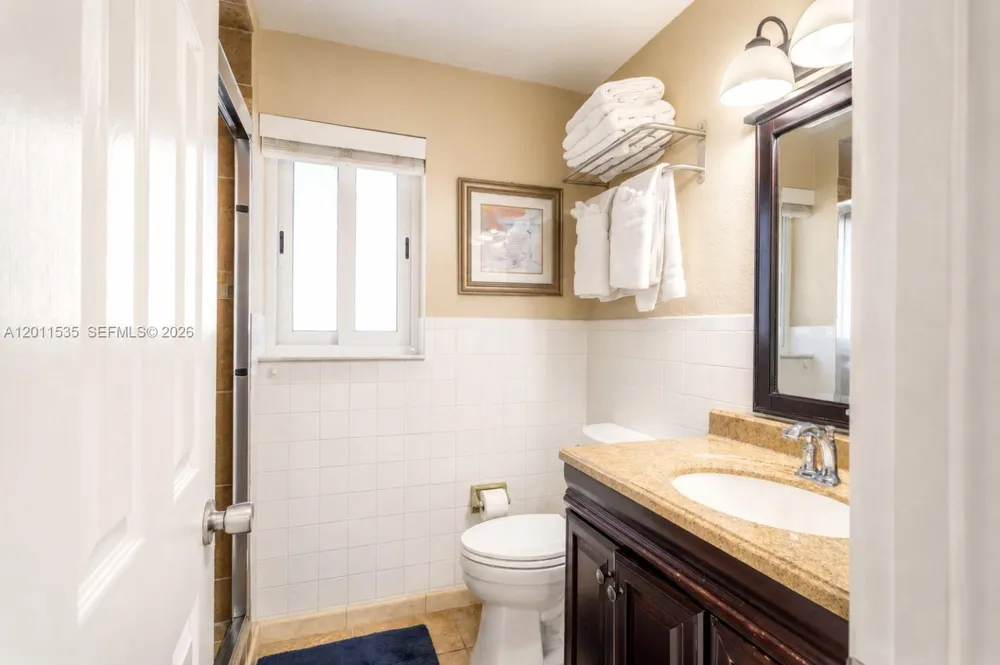 1660 NE 25th Ave Pompano Beach, FL 33062
