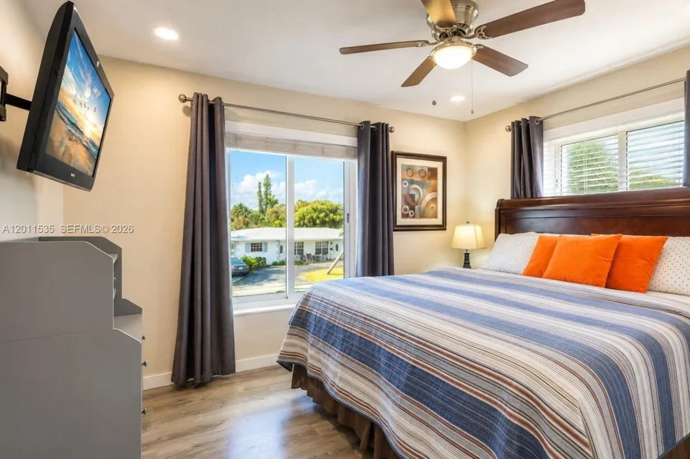 1660 NE 25th Ave Pompano Beach, FL 33062