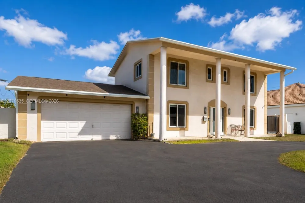 1660 NE 25th Ave Pompano Beach, FL 33062