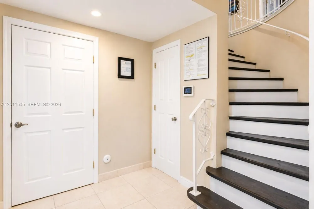 1660 NE 25th Ave Pompano Beach, FL 33062