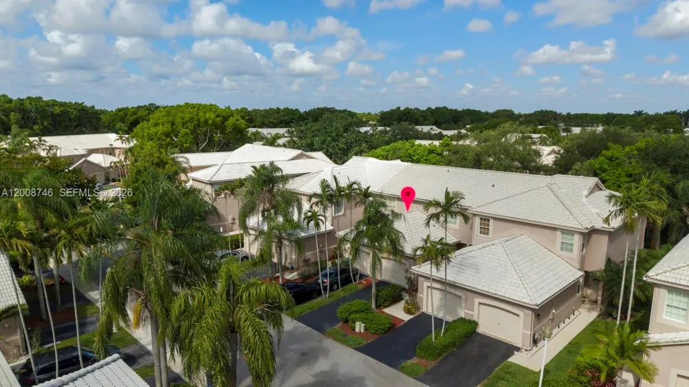1919 Madeira Dr #4 Weston, FL 33327