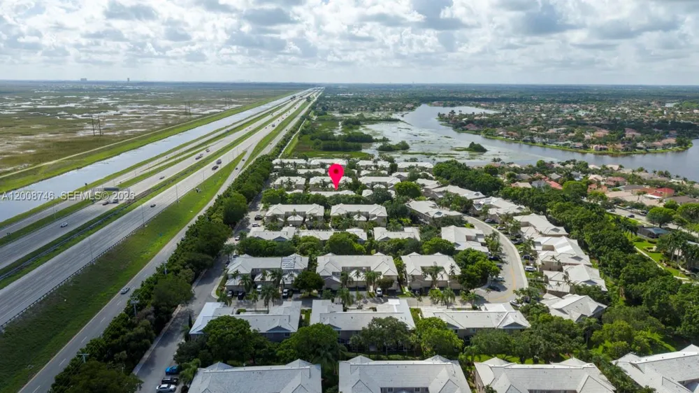 1919 Madeira Dr #4 Weston, FL 33327