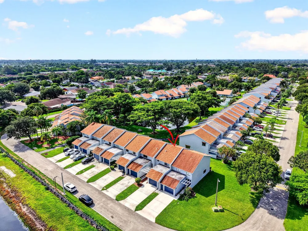 1633 Woodbridge Lakes Circle #1633 West Palm Beach, FL 33406