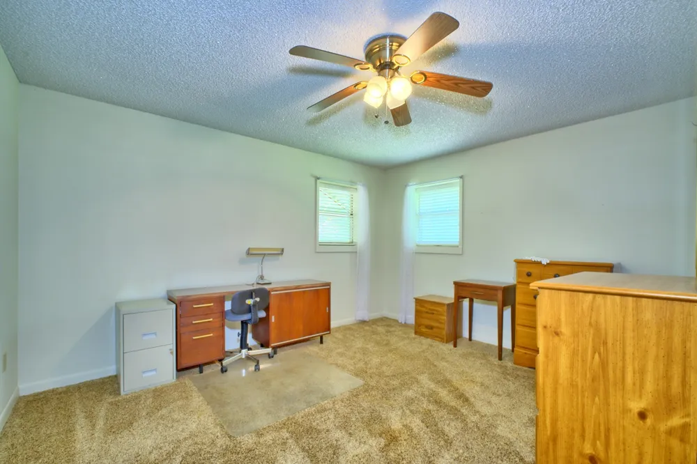 731 Pecan Estates Loop Hemphill, TX 75948