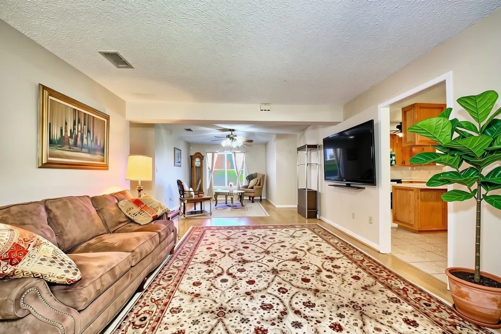 731 Pecan Estates Loop Hemphill, TX 75948