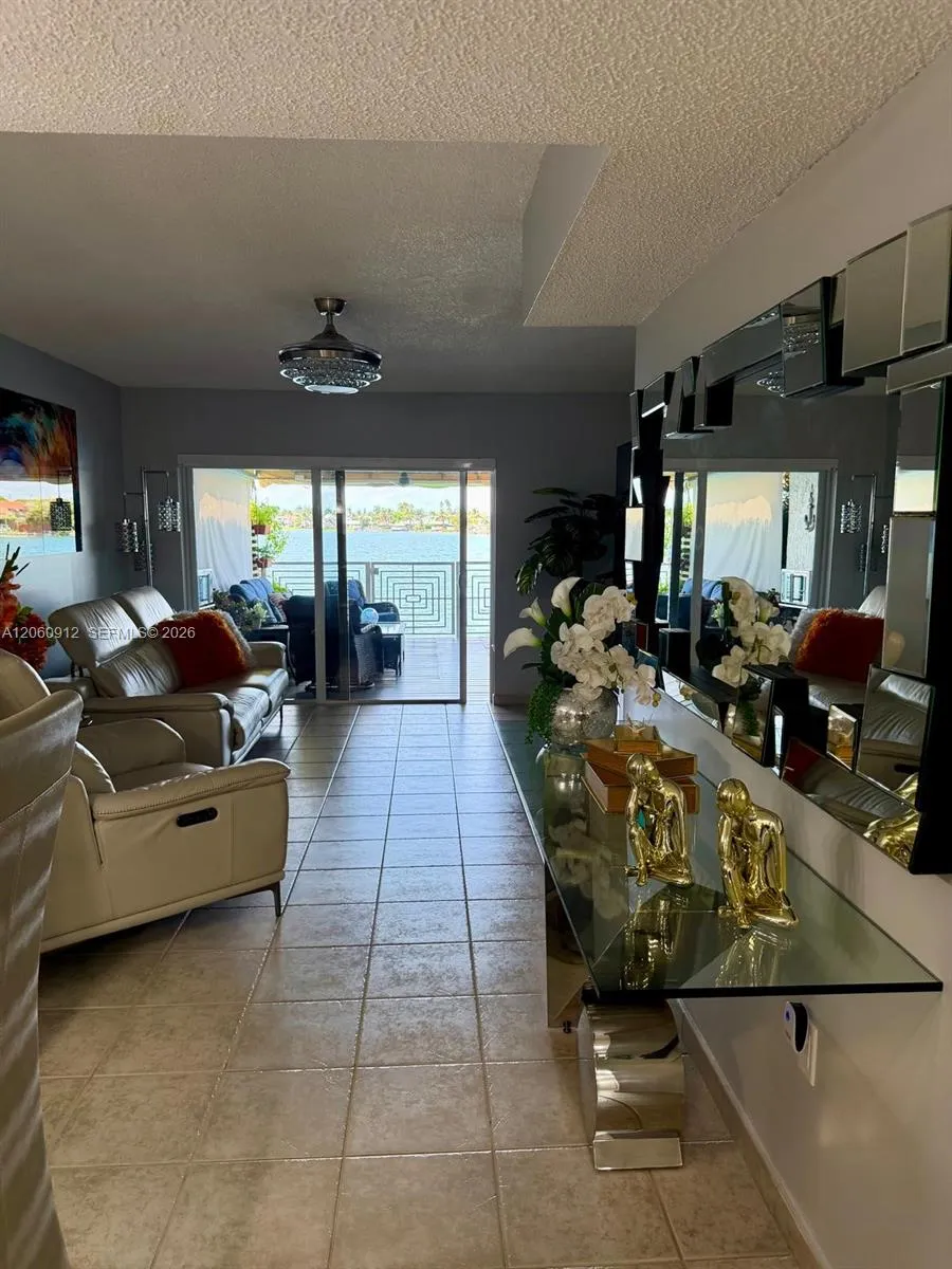 12556 NW 11th Ln #1711 Miami, FL 33182