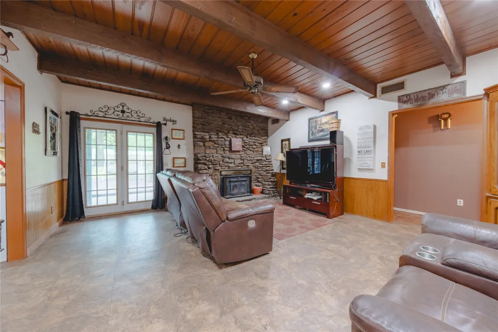461356 E 1023 ROAD Sallisaw, OK 74955
