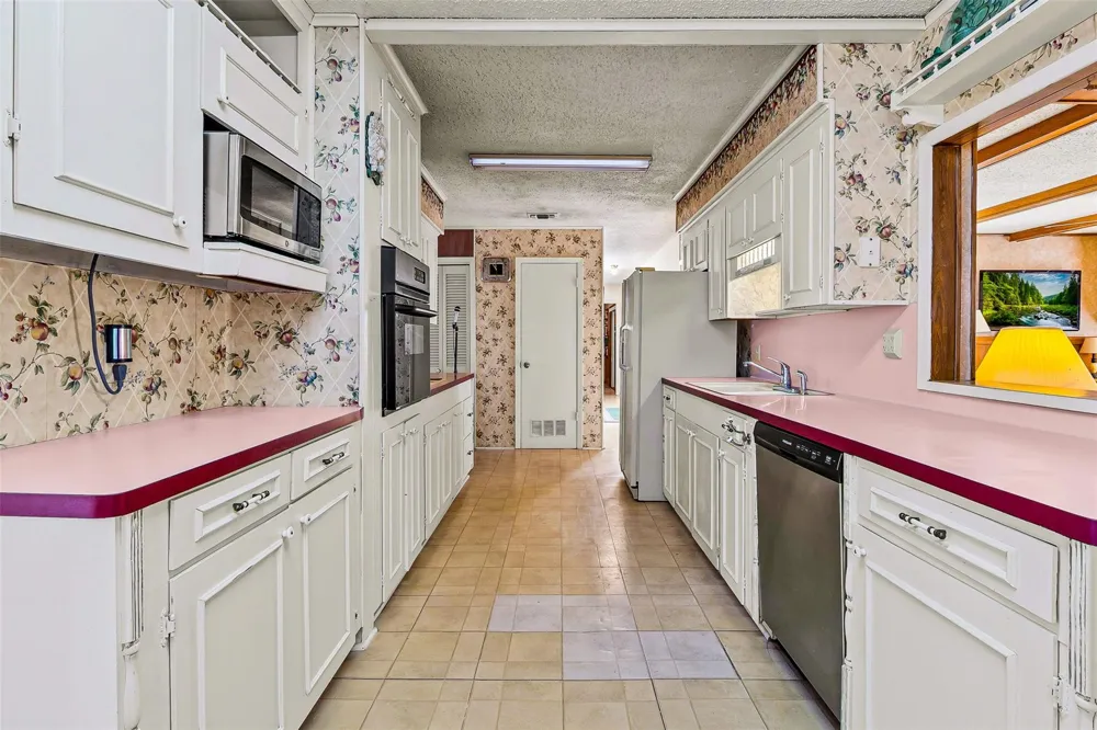 433 W Laurelia Loop Corrigan, TX 75939