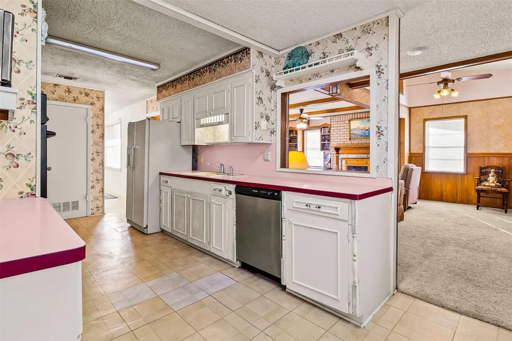 433 W Laurelia Loop Corrigan, TX 75939