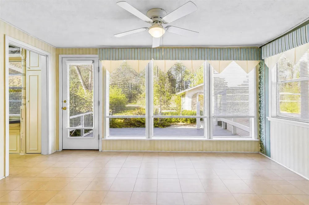 433 W Laurelia Loop Corrigan, TX 75939