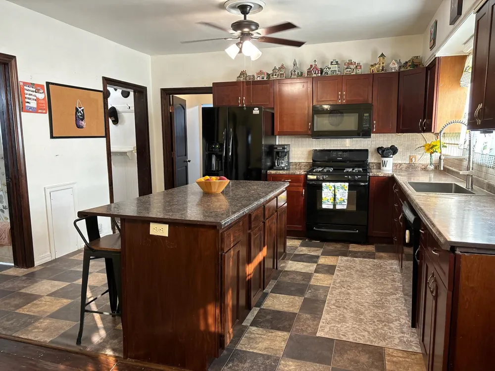 105 Mackinaw Trail Leroy, MI 49655