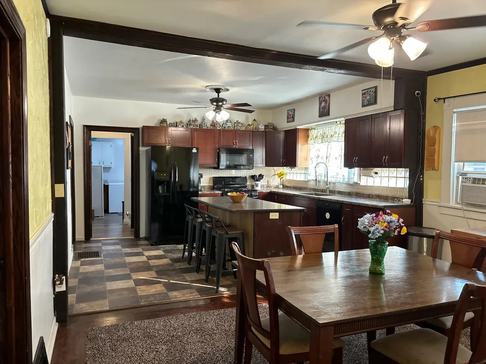 105 Mackinaw Trail Leroy, MI 49655